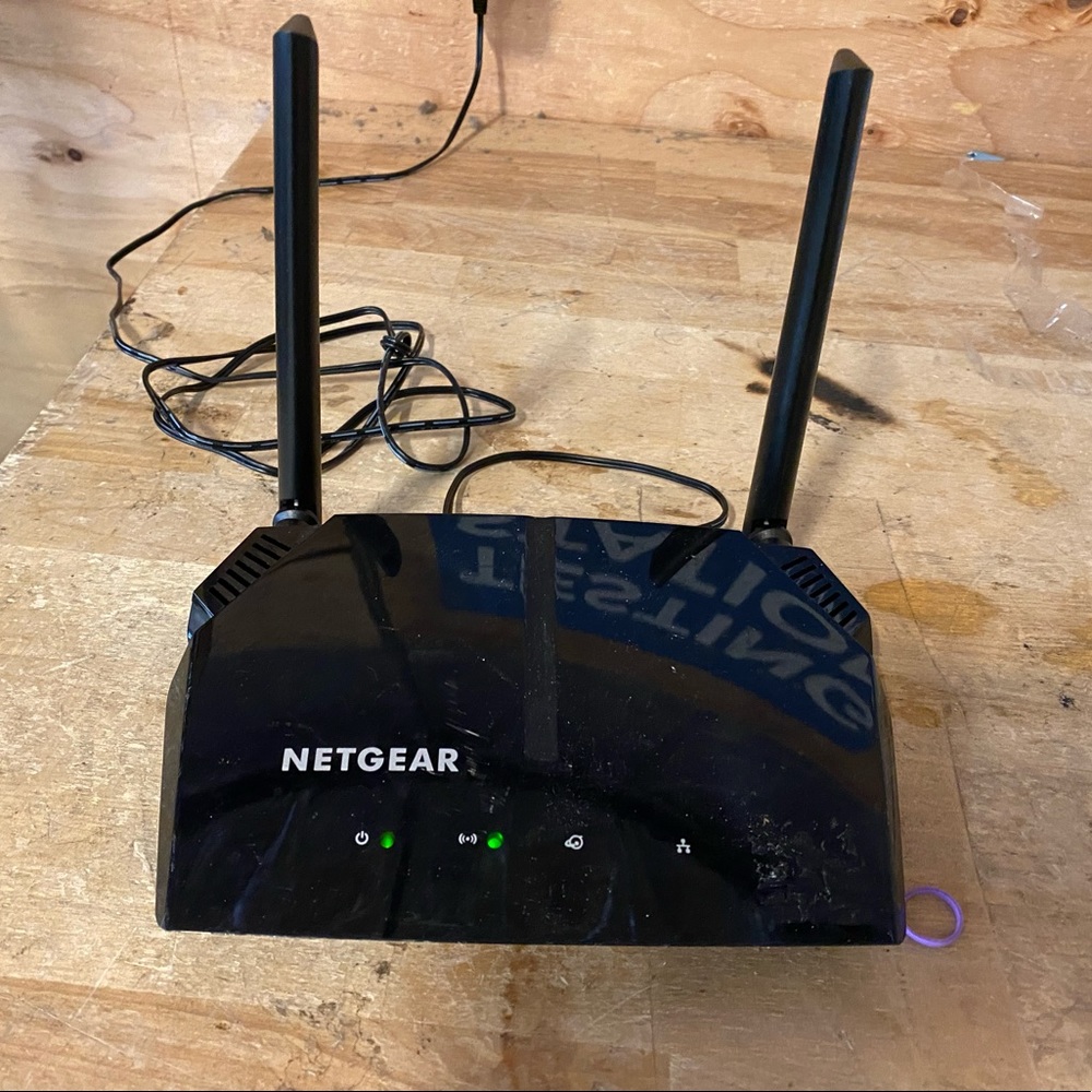 Netgear R6080 Dual Band Smart Wi-Fi 5 Router AC1000 - Picture 10 of 12